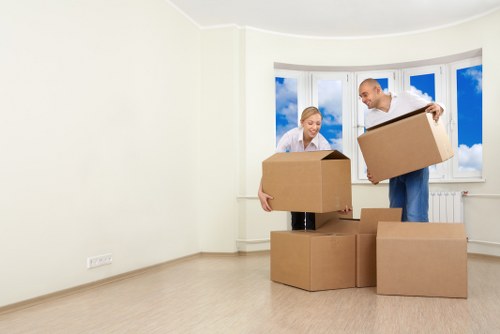 Movers handling stairs and access challenges in an Islington flat