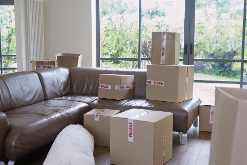 Local Islington moving assistance for furniture transport